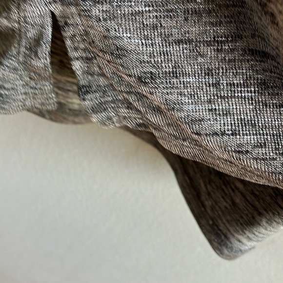 Anthropologie Silver Gray V-Neck Top Blouse Size L Boxy Top Boho Lagenlook - Picture 5 of 11